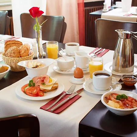 In Via Hotel 3*